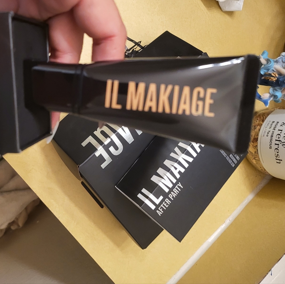 IL makiage bnib after party 125